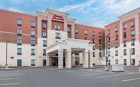 Hampton Inn & Suites Cincinnati / Uptown - University Area